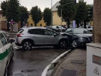 castanoprimo polizialocale incidente fuga
