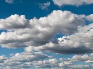 sole alpi nubi pianura