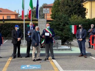 arsago monumento vittime lavoro scuole