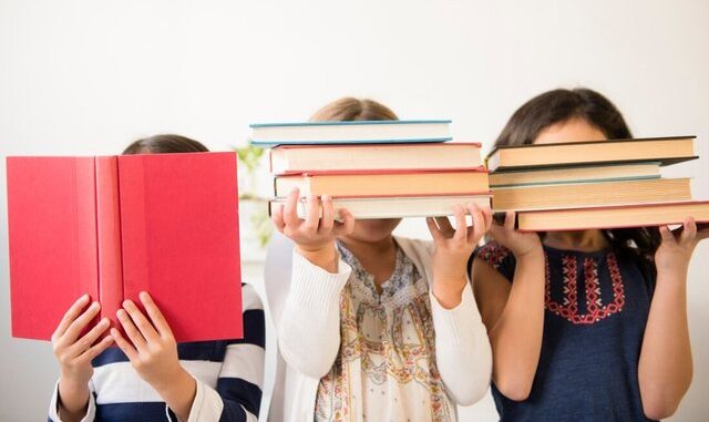 angera scuola libriamoci lettura