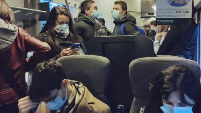 pendolari ferrovie quartobinario parabiago