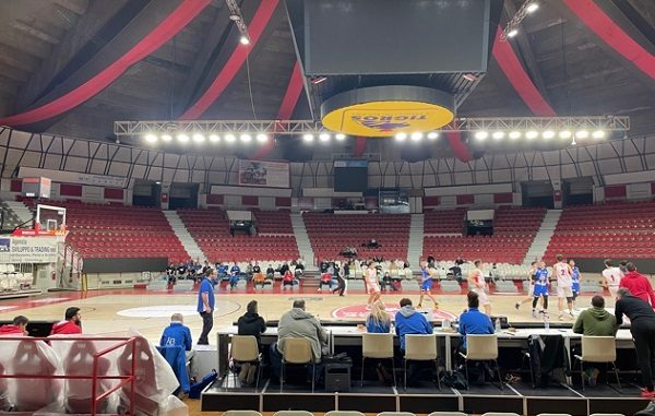 Basket Campionato serieCGold Busto