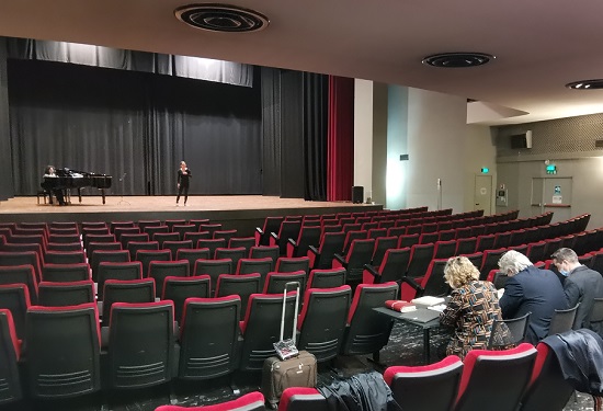 busto sociale casting voci 05