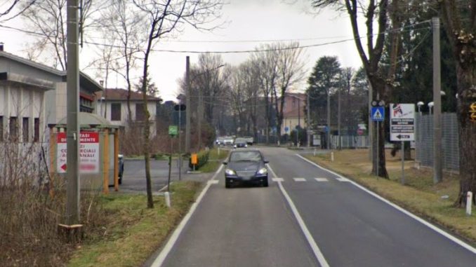 vergiate carlini fermata autobus