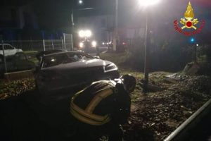 leggiuno auto binari