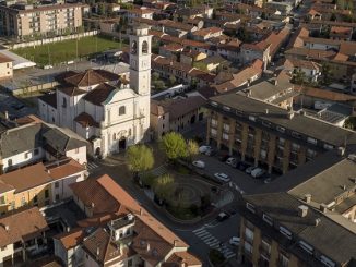 vanzaghello piazza lavori supermercato