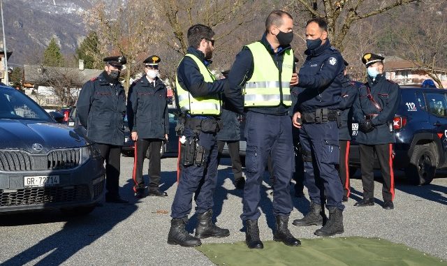 carabinieri pattugliamenti misti svizzera
