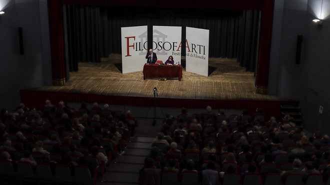 filosofarti pubblico sala cacciari 02