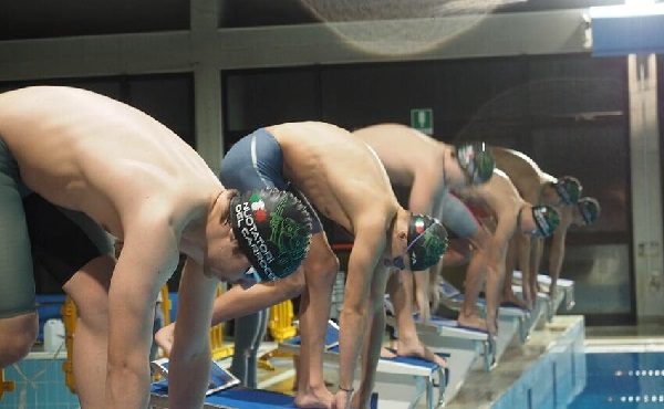 legnano nuoto nuotatori carroccio