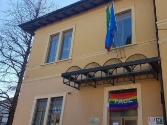 bandiera canegrate manifestazione pace ucraina