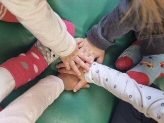 legnano scuole settimana intercultura bimbi mani