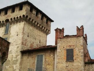 Somma lombardo castello visite