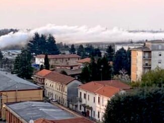 gallarate odore incendio azienda