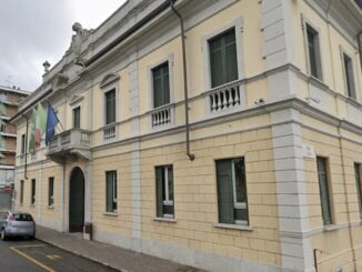 Sesto calende giunta stipendi