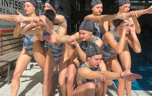Busto Nuoto Sincro Assoluti Invernali