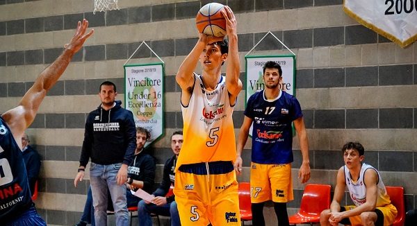 Basket Campionato serieB RoburVarese