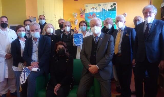 busto pediatria donazione lions