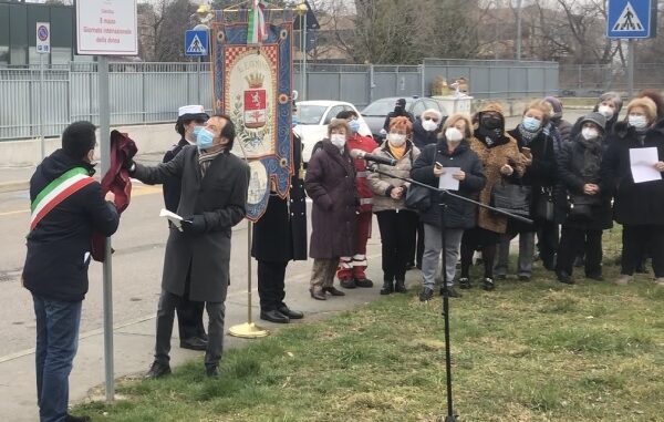 legnano 8marzo donne giardini