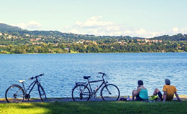 varese lago velate incontro