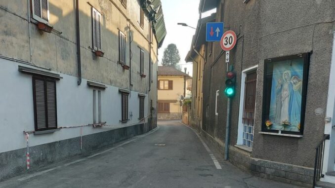 vergiate riapre treves incendio