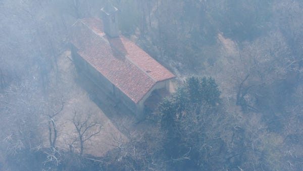 Angera incendio san Quirico chiesa