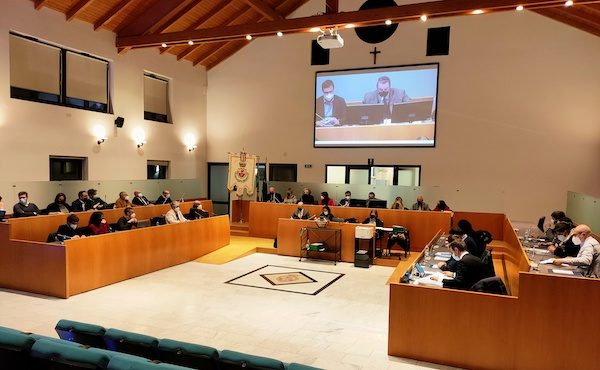 gallarate variazione bilancio stipendi