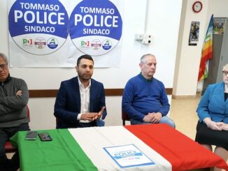 Cassano centrosinistra presentazione police