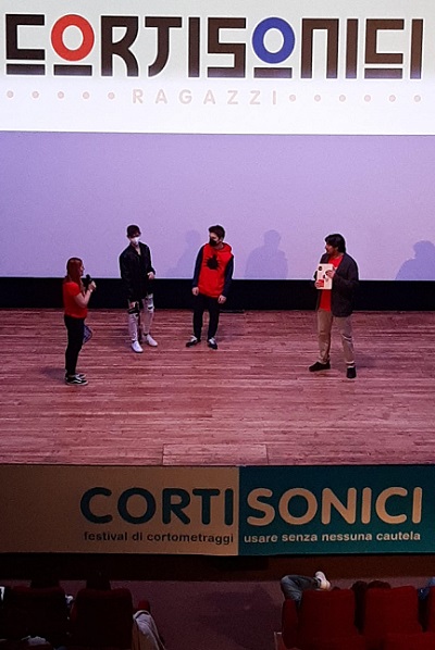 cortisonici-ragazzi-adesso-qui-05