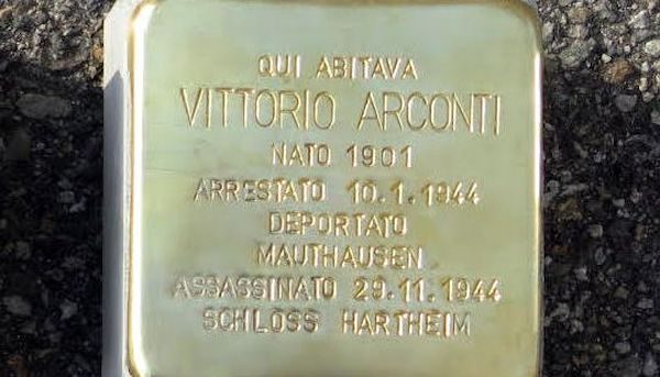 Gallarate arconti pietra inciampo