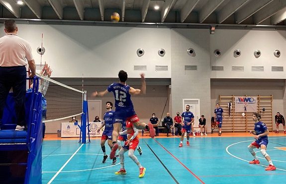 mornago pallavolo caduta saronno 01