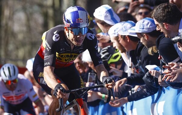 ciclismo fiandre vanaert