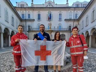 varese bandiera cri