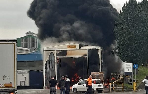 Cassinetta biandronno whirlpool incendio