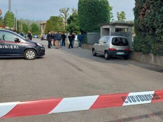 omicidio moglie figlia Samarate