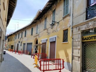 Somma crollo via mameli