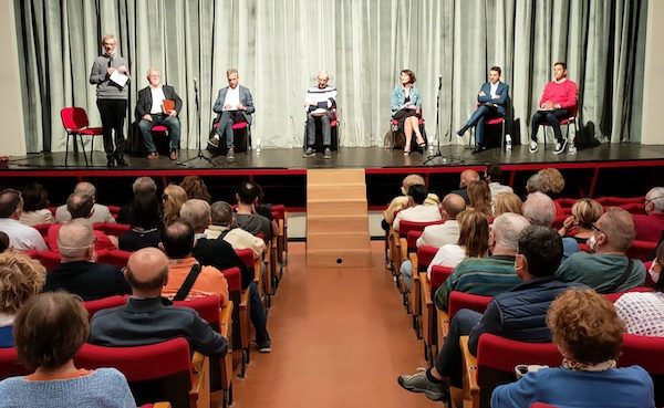 Cassano magnago candidati confronto