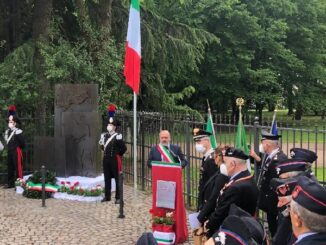 olgiateolona monumento carabinieri