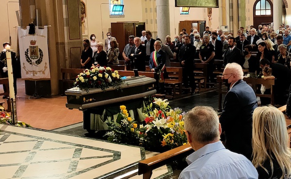 Cardano funerale vito Rosiello