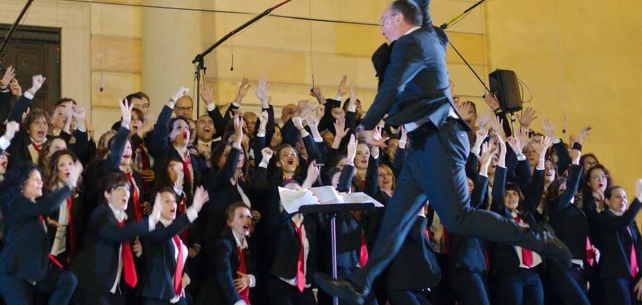 gallarate coro divertimento vocale piazza