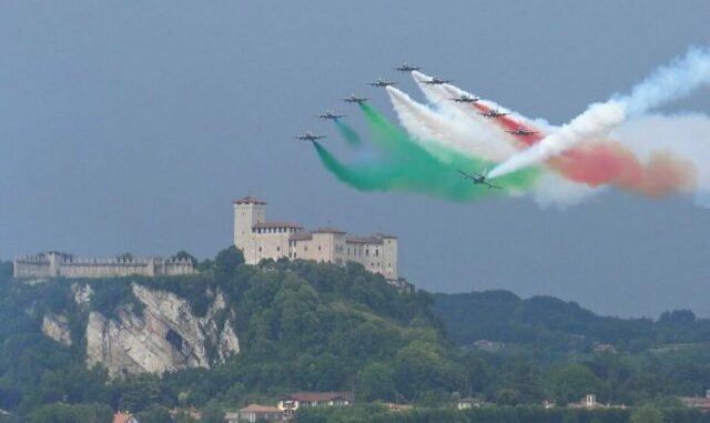 angera frecce tricolori lago maggiore