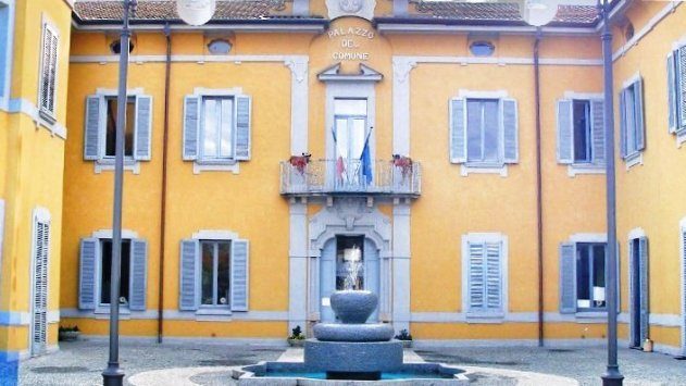 Lonate Pozzolo fanfara rosa