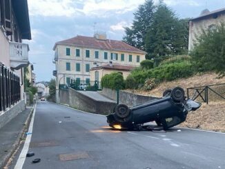 Casorate via milano ribaltamento