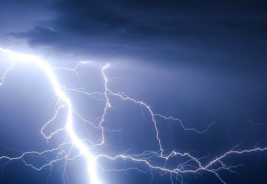 lombardia pressione nuvole rovesci