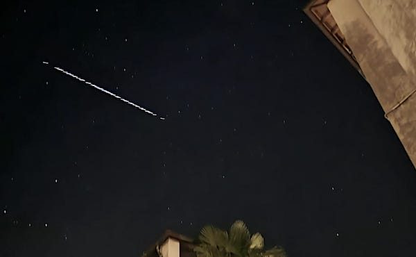 varese scia luminosa satellite starlink