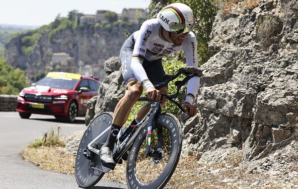 ciclismo ganna ineos