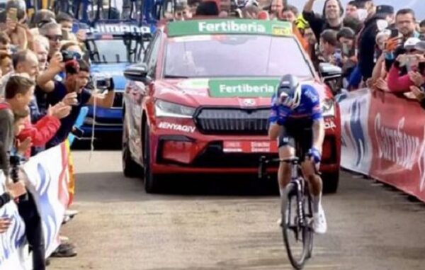 ciclismo vuelta vine bis
