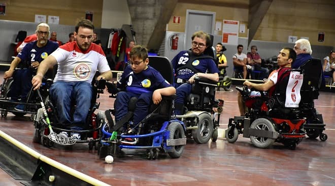 besnate-powerchair-hockey-carelli-06
