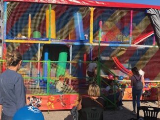 olgiateolona festa bancarelle cse gonfiabili bambini