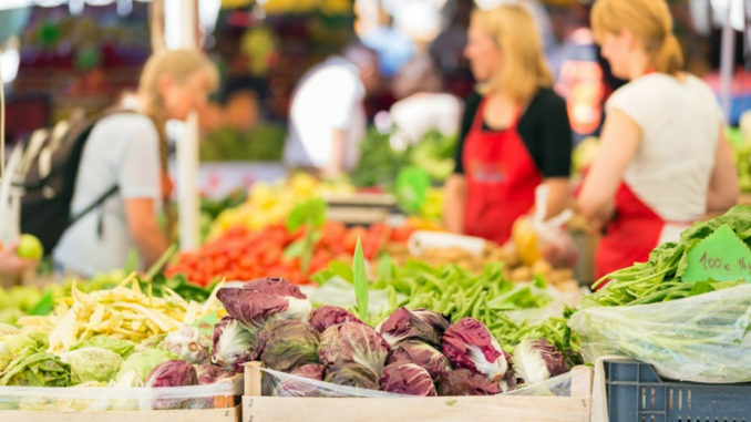 cavaria mercato agricolo
