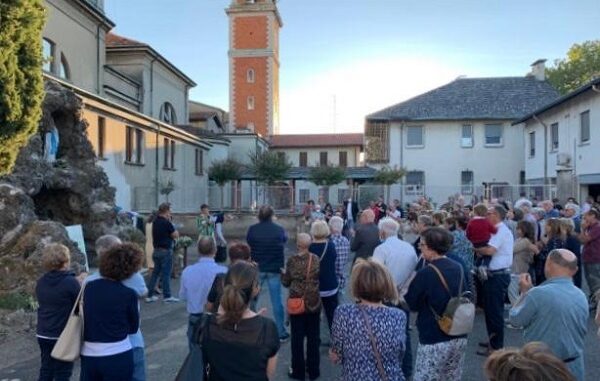 olgiateolona alberodellavita mamme bustoarsizio